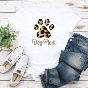 Dog Mom Tshirt White v2